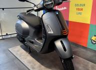 VESPA GTS SUPER SPORT