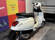 VESPA PRIMAVERA 125