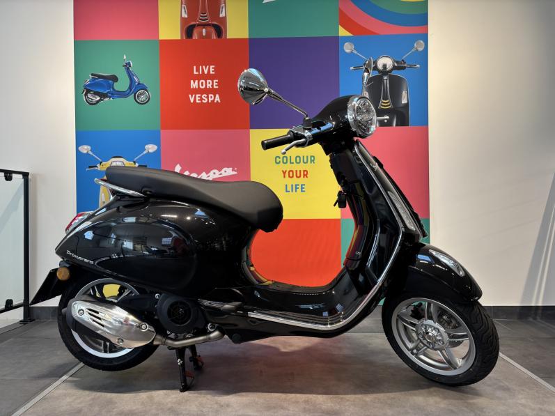VESPA PRIMAVERA 125